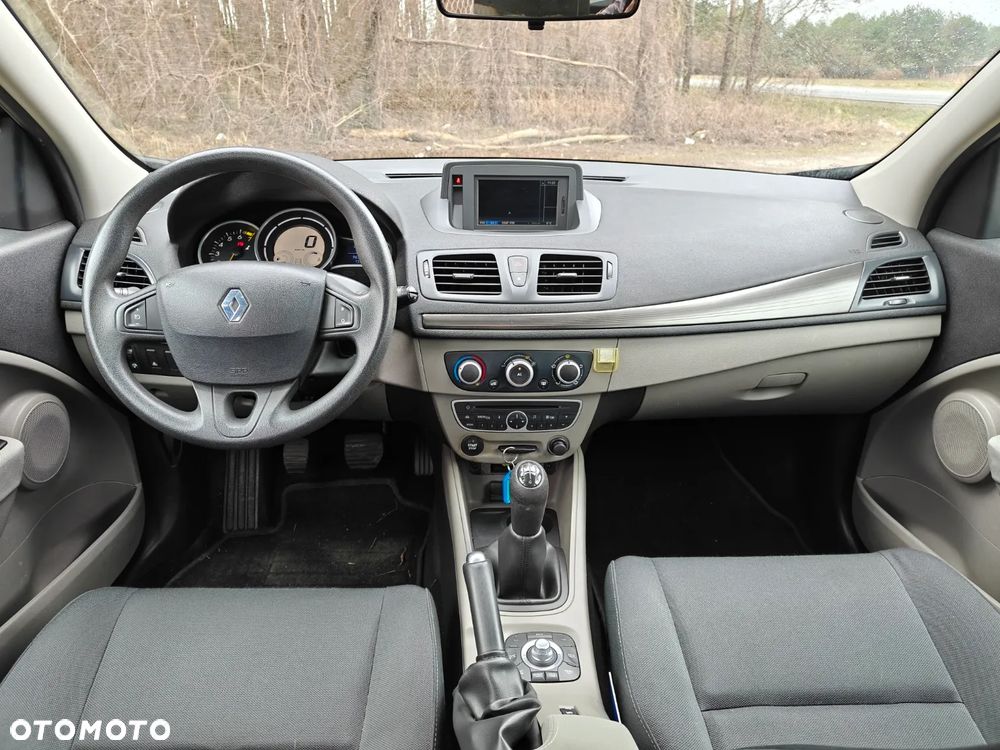 Renault Megane 1.6 16V 100 Expression - 12