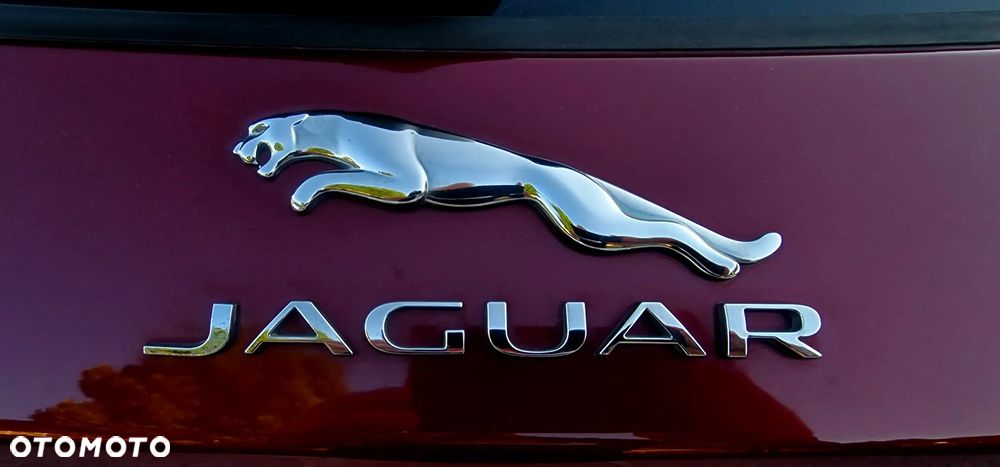 Jaguar F-Pace 2.0 i4D AWD Prestige - 31