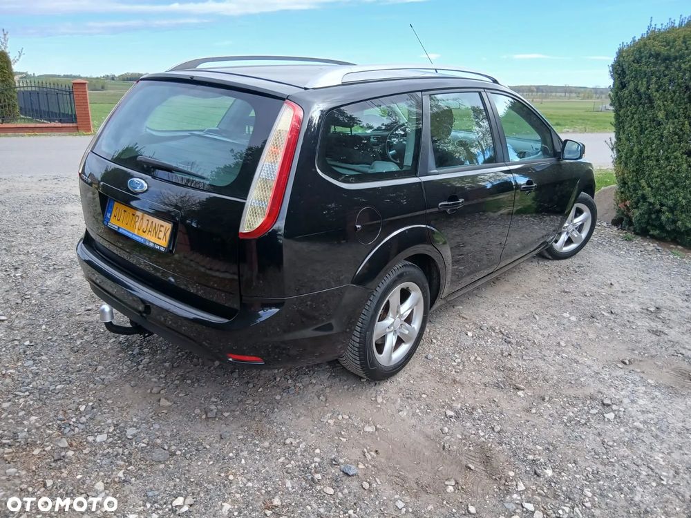 Ford Focus 1.6 16V Ambiente - 6