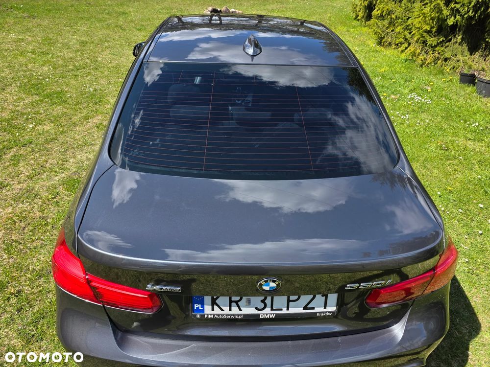BMW Seria 3 330i xDrive M Sport - 8