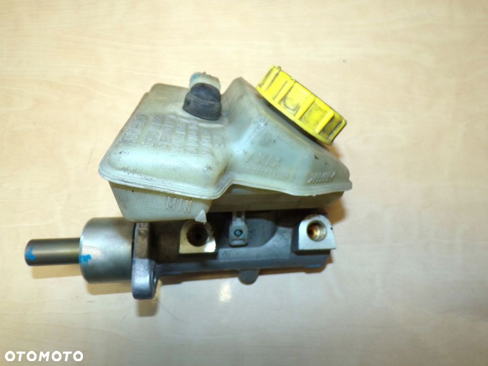 VW TRANSPORTER T4 96- POMPA ALUMINIOWA HAMULCOWA NA 2 PRZEWODY - 1