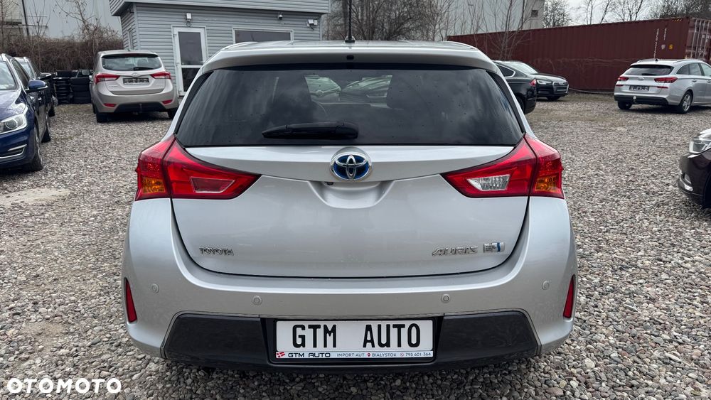 Toyota Auris Hybrid 135 Premium - 11