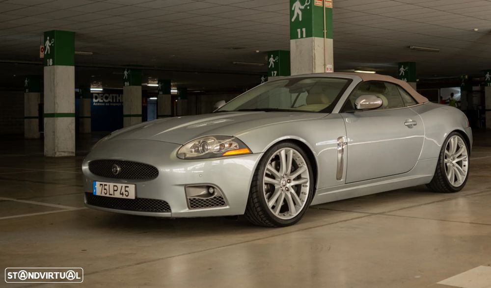 Jaguar XK XKR - 1