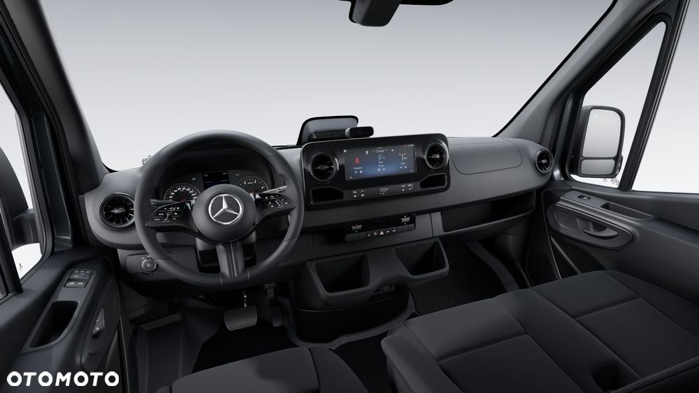 Mercedes-Benz Sprinter 319 Furgon L4H2 - 4