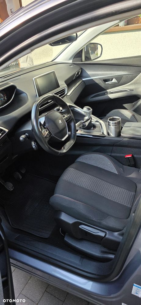 Peugeot 3008 HDi 115 Allure - 13