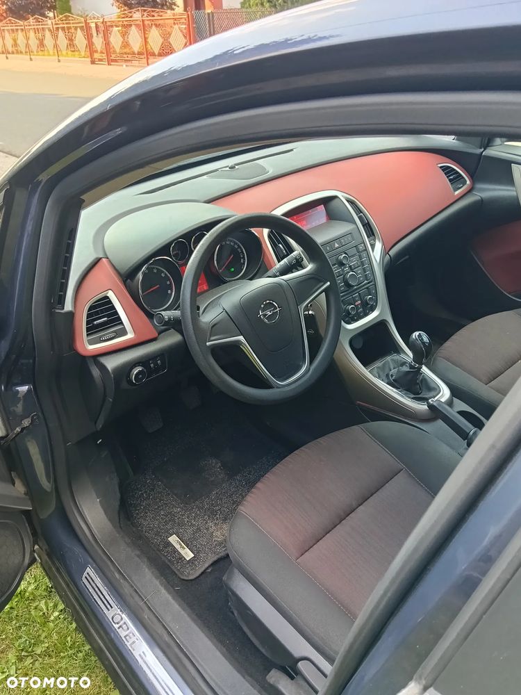 Opel Astra 1.6 - 11