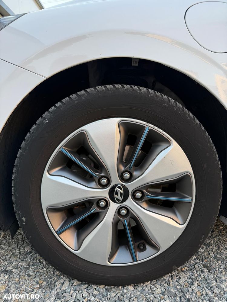 Hyundai IONIQ 1.6 141CP Exclusive - 14