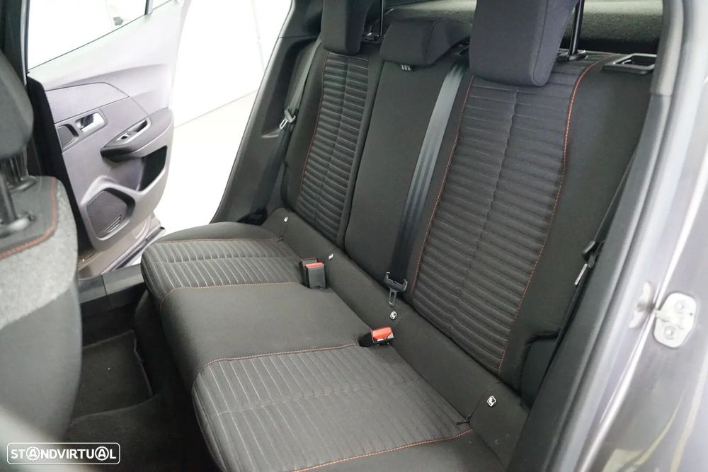 Peugeot 2008 PureTech 100 Style - 37
