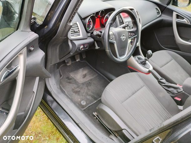 Opel Astra - 10