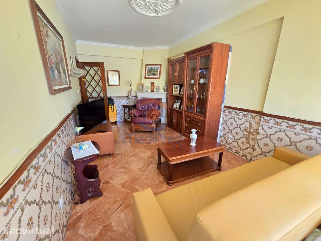 Apartamento T2 com Varanda, Parqueamento e Arrecadação | Póvoa de S... - Grande imagem: 2/18