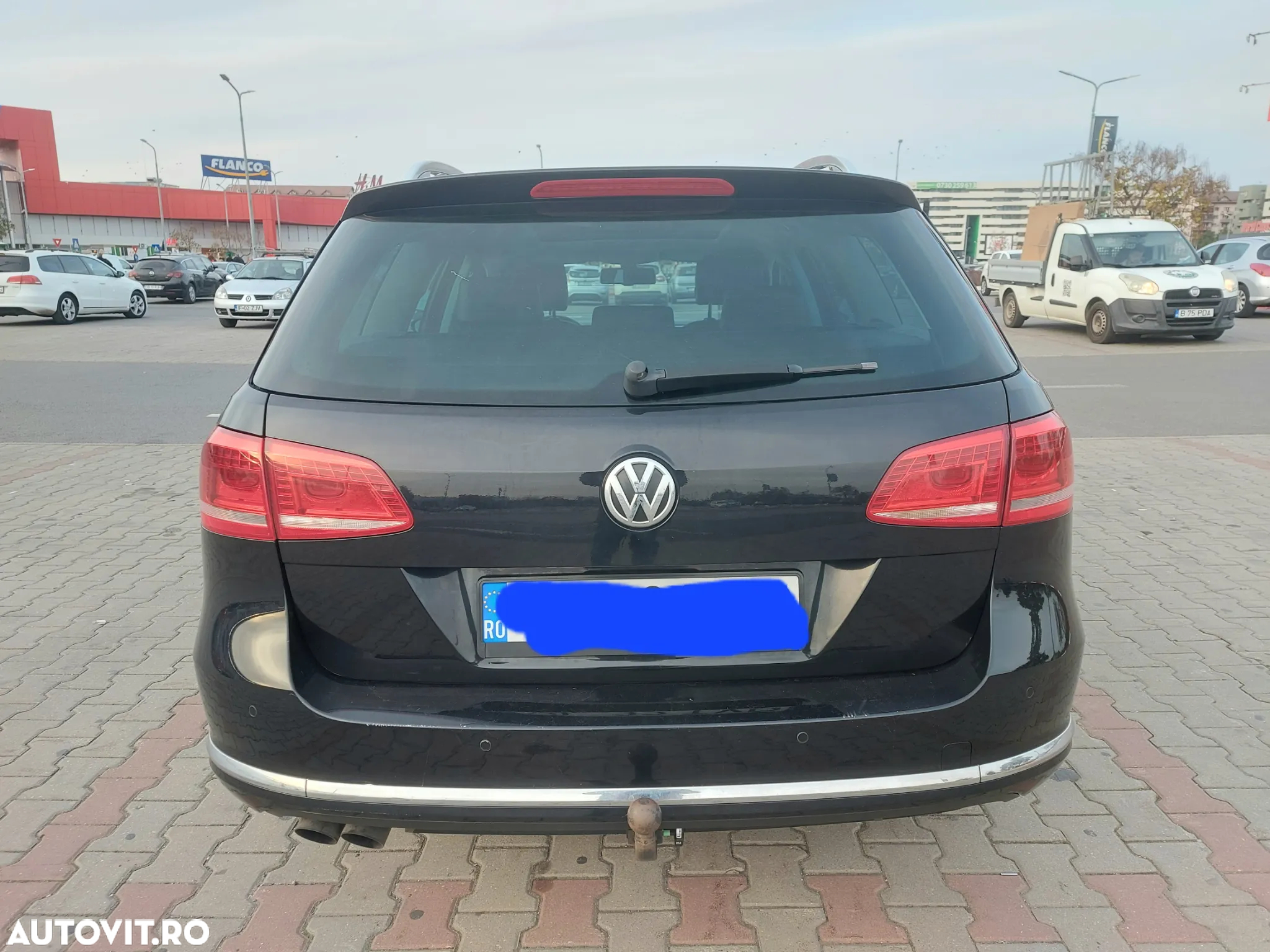 Volkswagen Passat 2.0 TDI Highline - 12