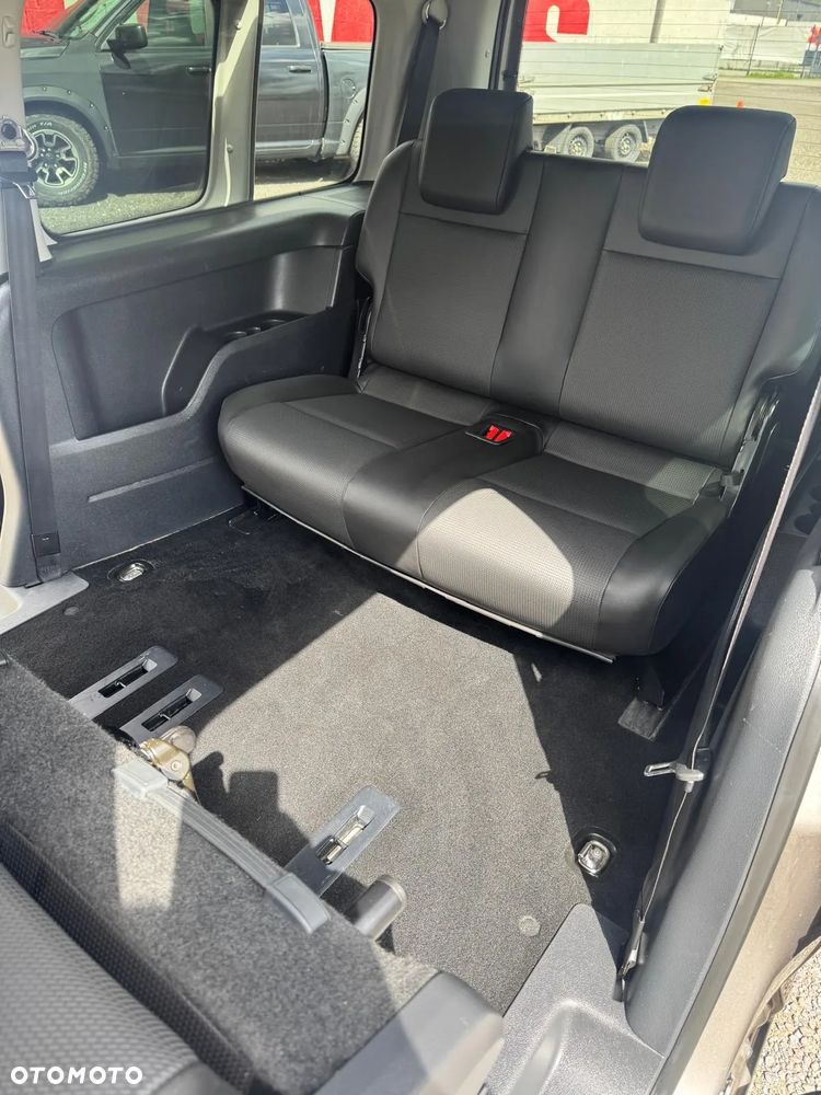Volkswagen Caddy - 13