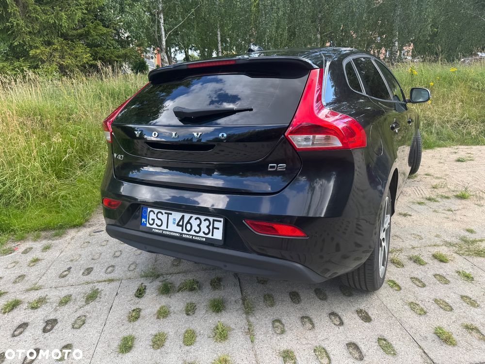 Volvo V40 D2 Drive-E R-Design Momentum - 10