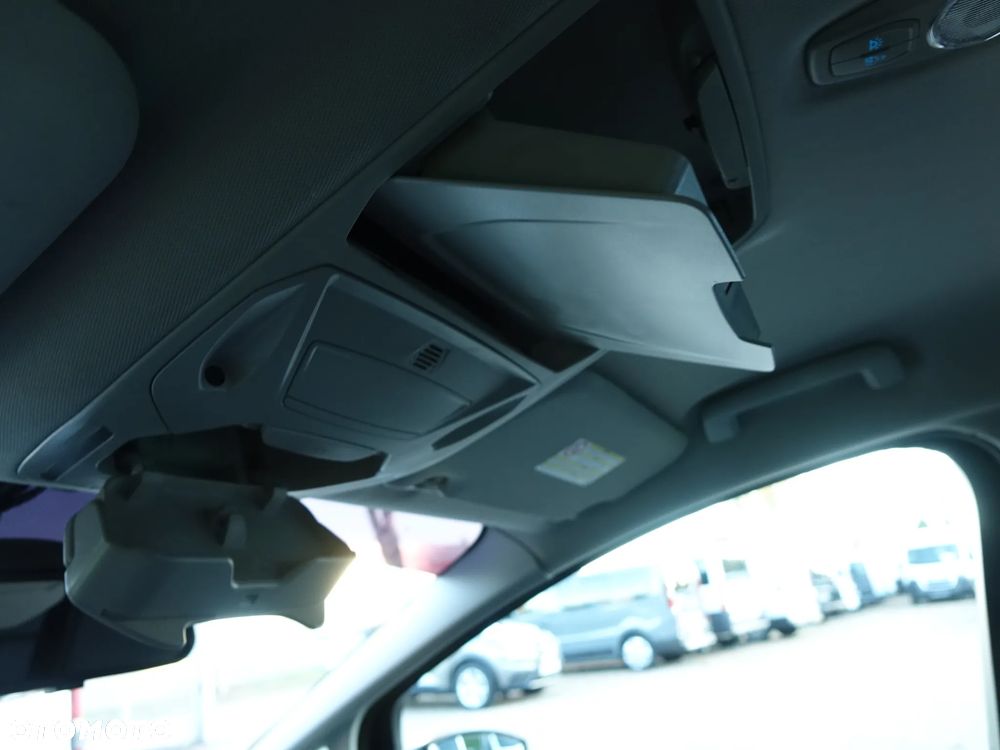 Ford C-MAX 1.6 TDCi Titanium - 24