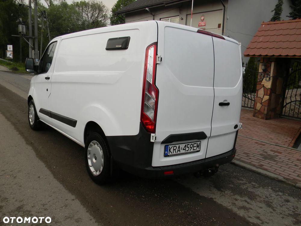 Ford Transit Custom - 11