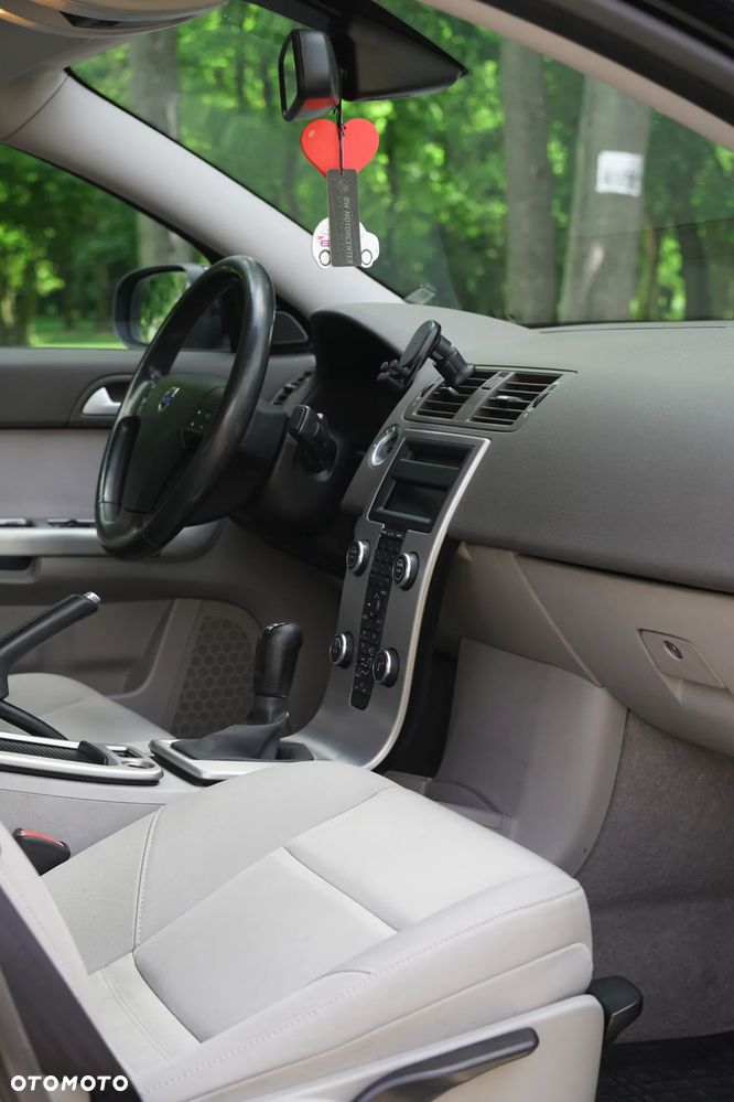 Volvo S40 1.6D Momentum - 14