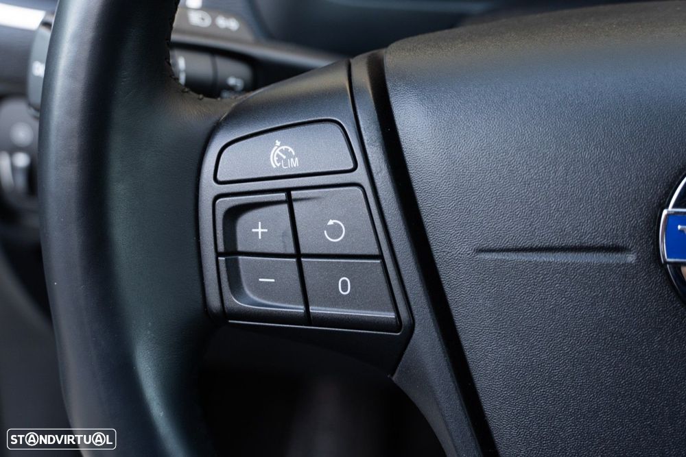 Volvo V40 Cross Country 1.6 D2 Kinetic - 14