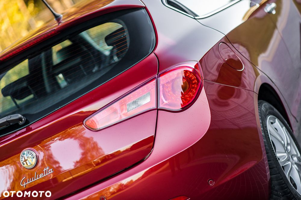 Alfa Romeo Giulietta 1.6 JTDM 16V - 10