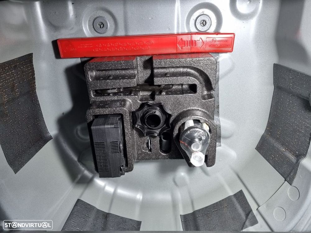 SEAT Arona 1.0 TSI FR - 19