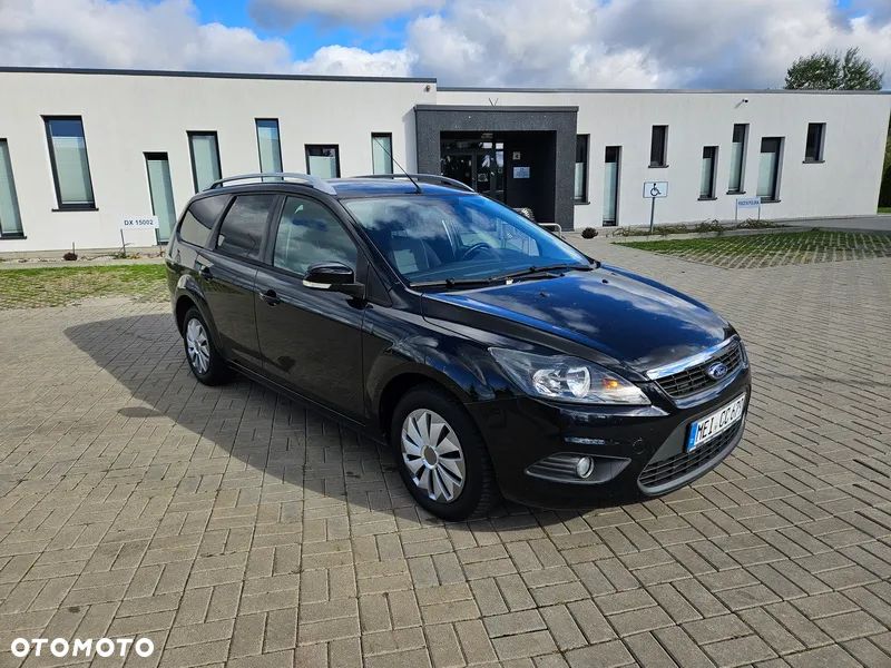 Ford Focus 1.8 FF Ambiente - 2