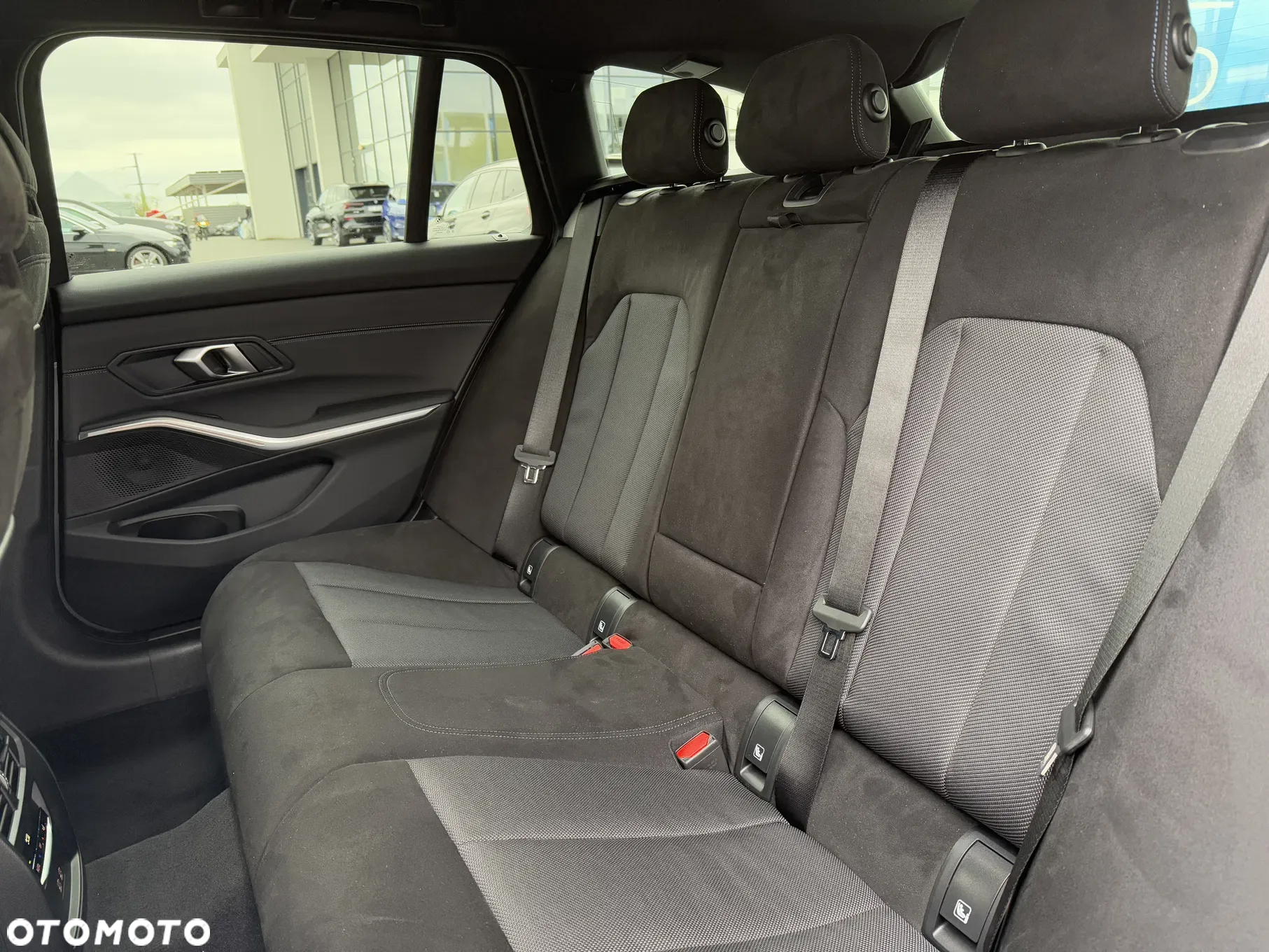 BMW Seria 3 - 24