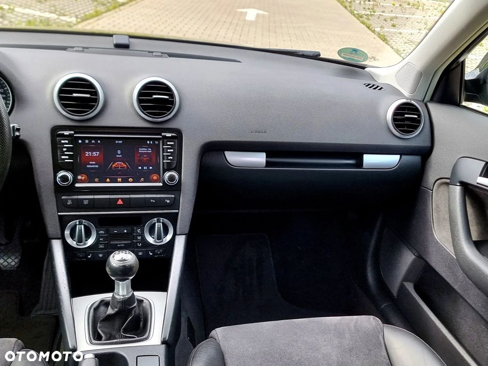 Audi A3 Sportback - 11