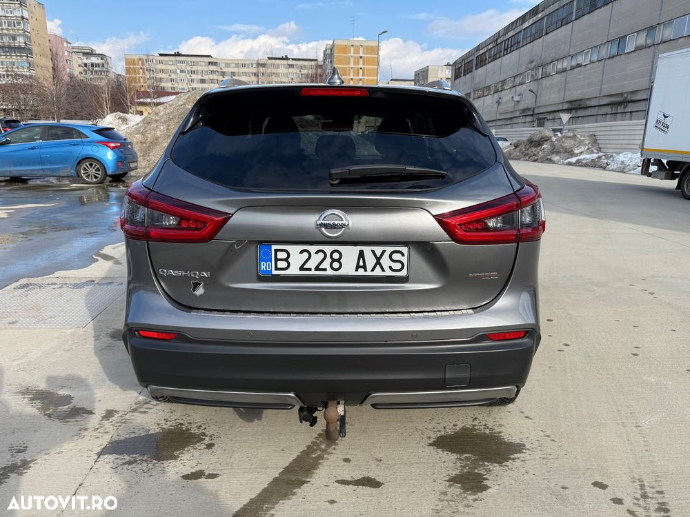 Nissan Qashqai 1.7 dCi Xtronic ALL-MODE 4x4i TEKNA+ - 6