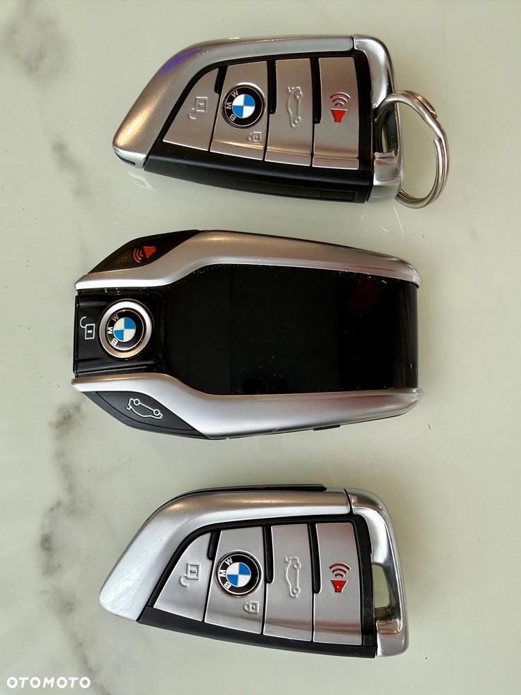 BMW Seria 7 750i xDrive - 21