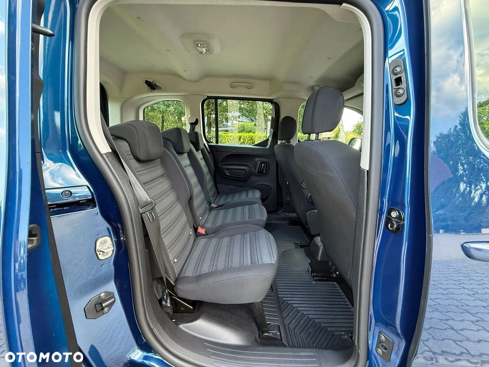 Opel Combo 1.2 Turbo Start/Stop Innovation - 23