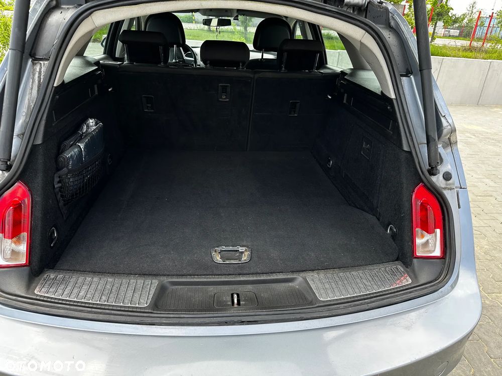 Opel Insignia 1.8 - 11