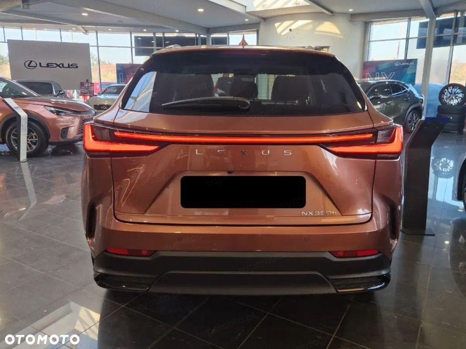 Lexus NX - 7