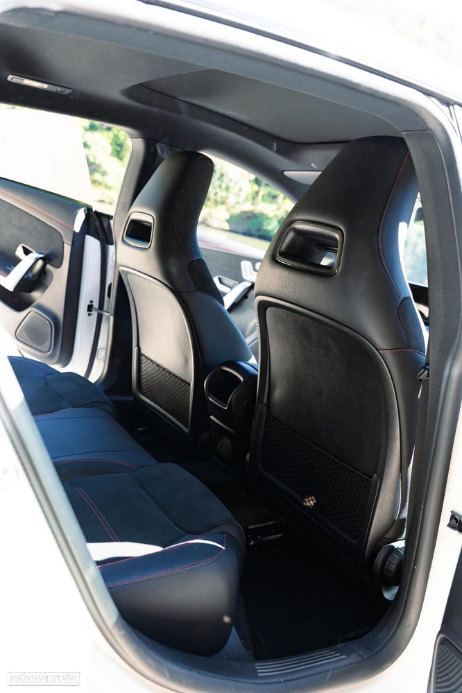 Mercedes-Benz CLA 250 e Shooting Brake AMG Line - 6