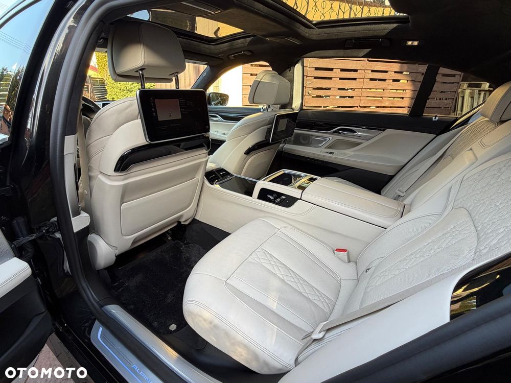 BMW Seria 7 - 10