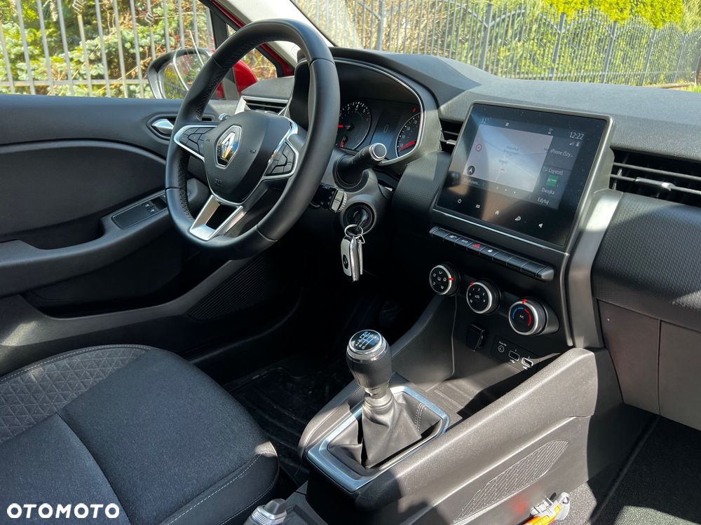Renault Clio TCe 100 EXPERIENCE - 26