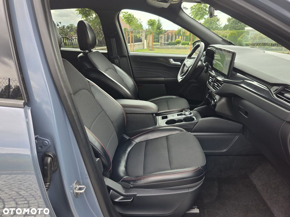 Ford Kuga - 22