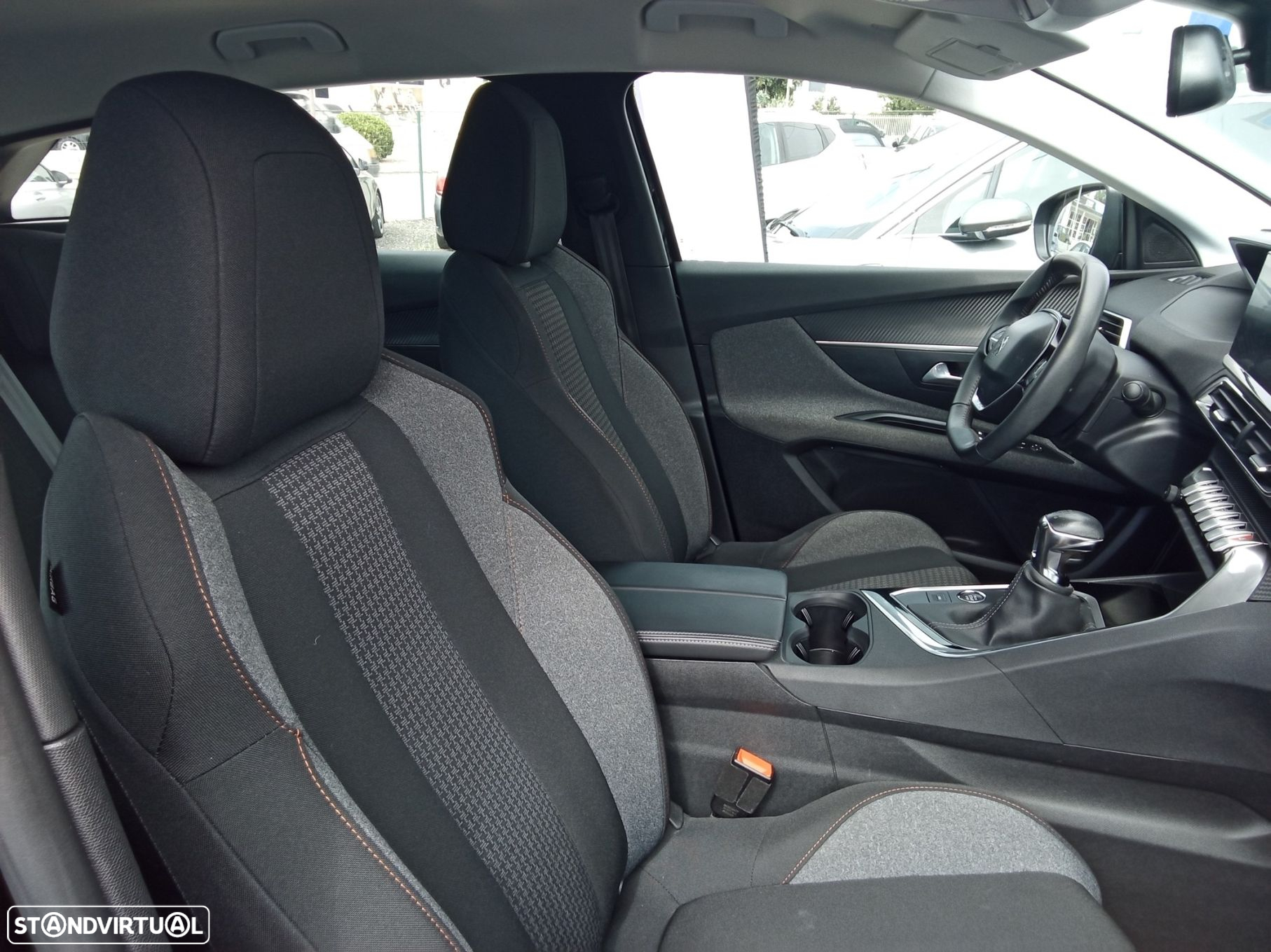 Peugeot 3008 1.5 BlueHDi Allure - 24
