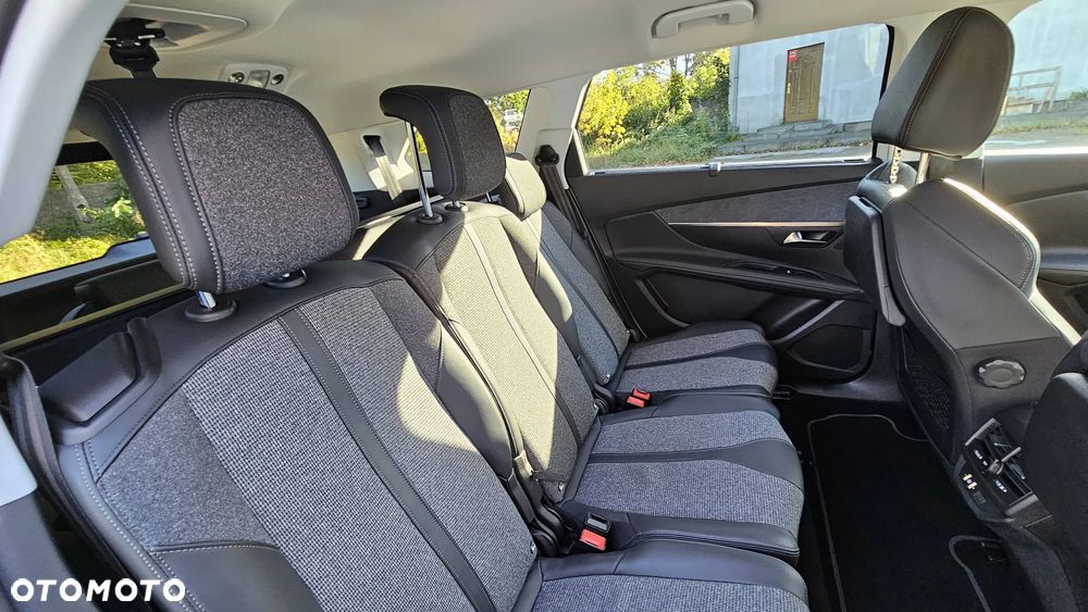 Peugeot 5008 1.6 PureTech Allure S&S EAT8 - 6