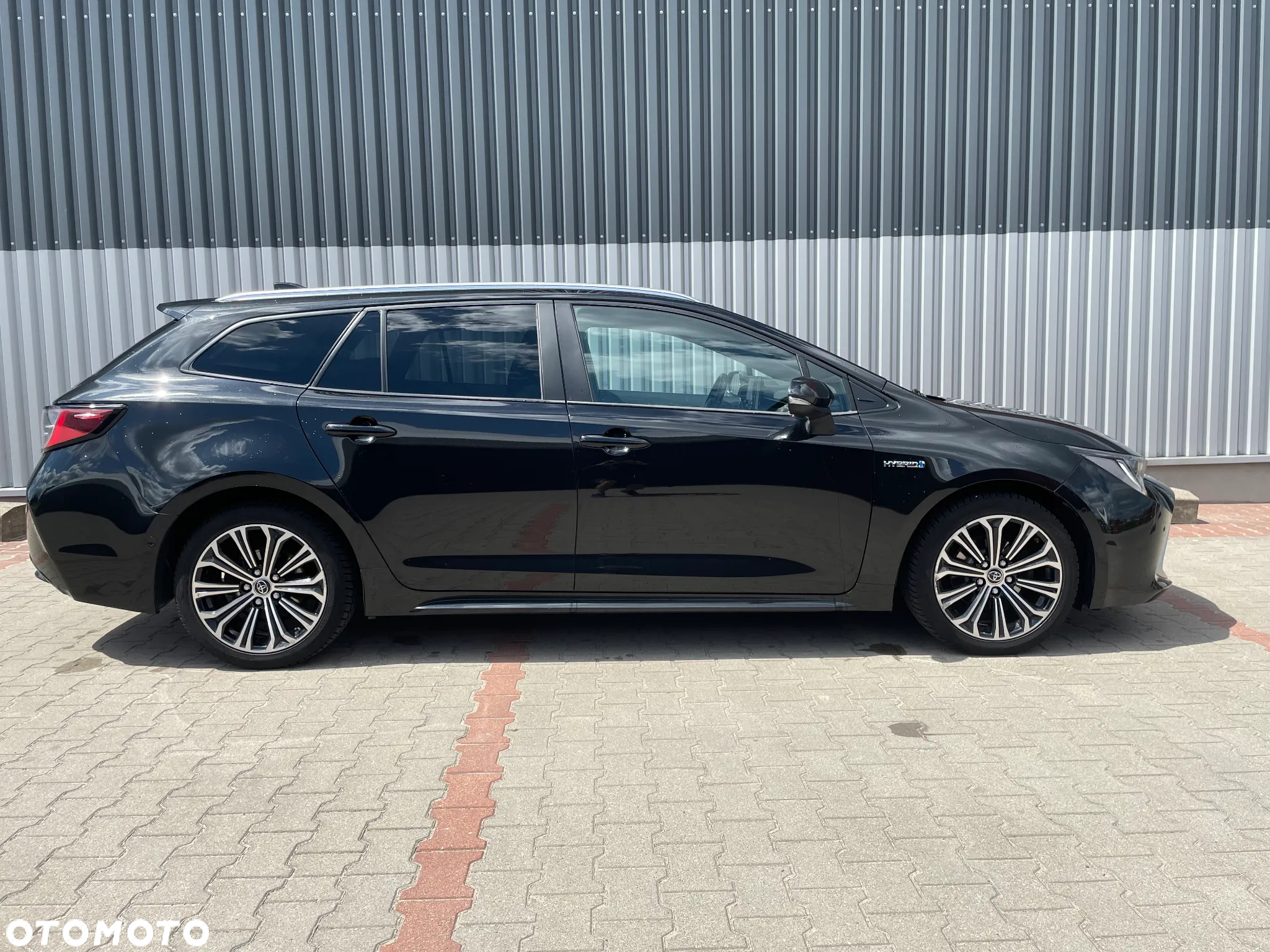 Toyota Corolla 1.8 Hybrid Comfort - 3