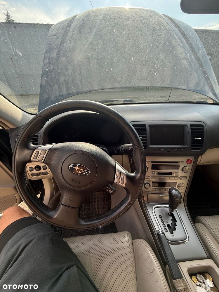 Subaru Legacy - 5