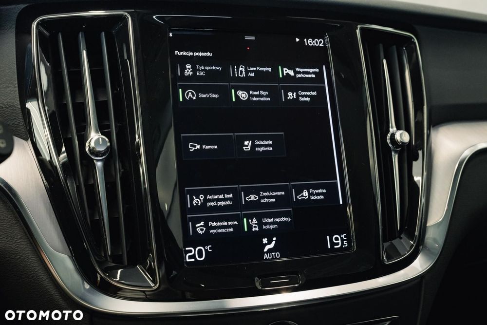 Volvo V60 B4 D Momentum Pro - 22