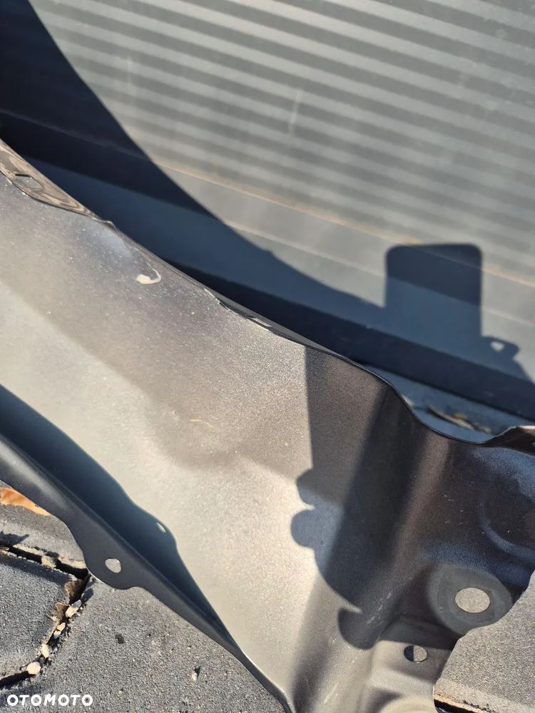 BŁOTNIK TOYOTA YARIS IV - 7