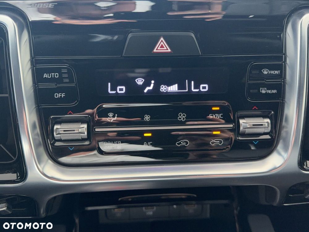 Kia Sorento - 34