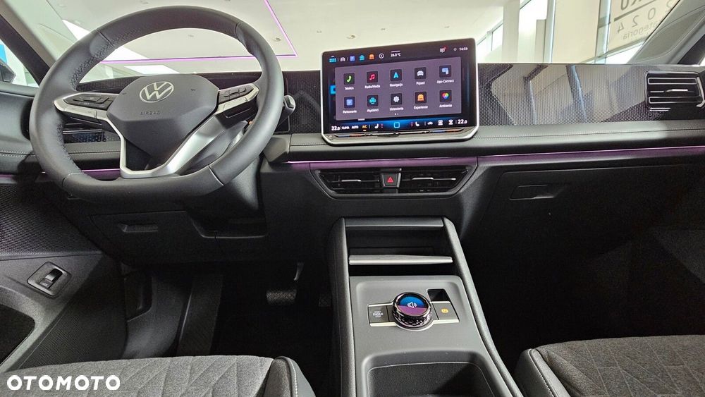 Volkswagen Tiguan - 26