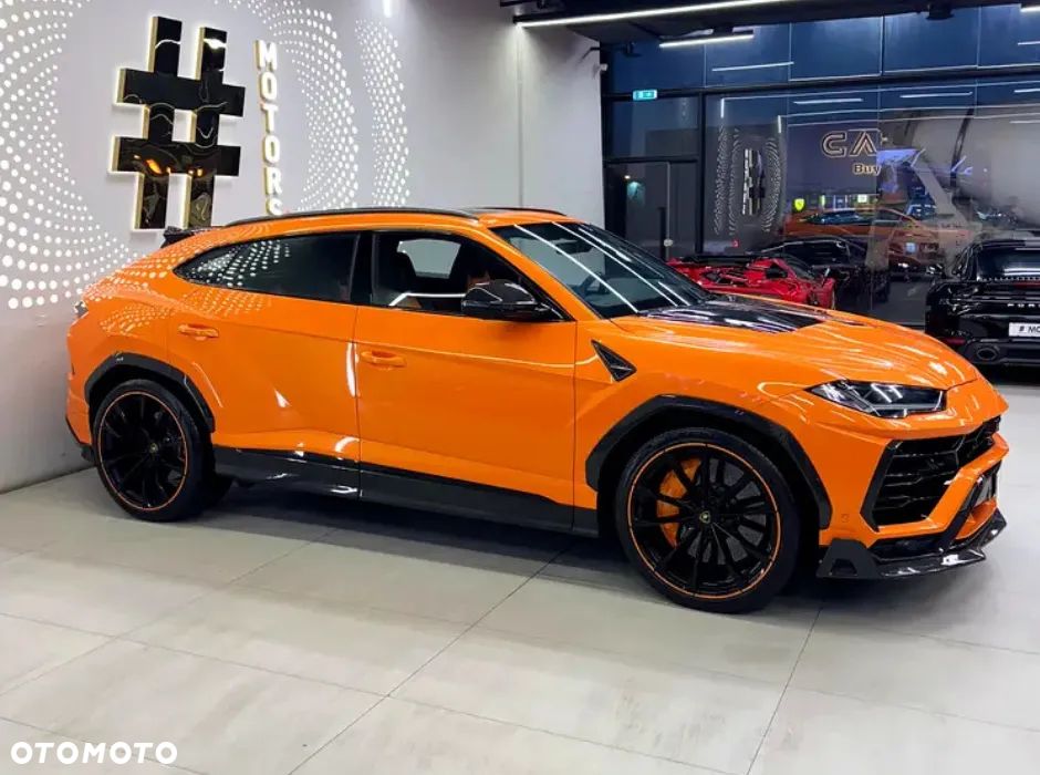 Lamborghini Urus Standard - 5