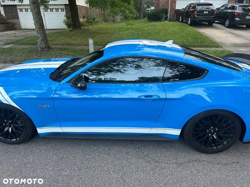 Ford Mustang 5.0 V8 GT - 7