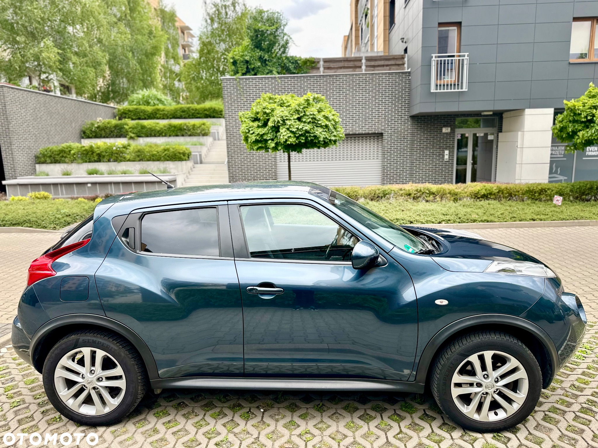 Nissan Juke 1.6 DIG-T ALL-MODE 4x4i CVT Shiro - 10