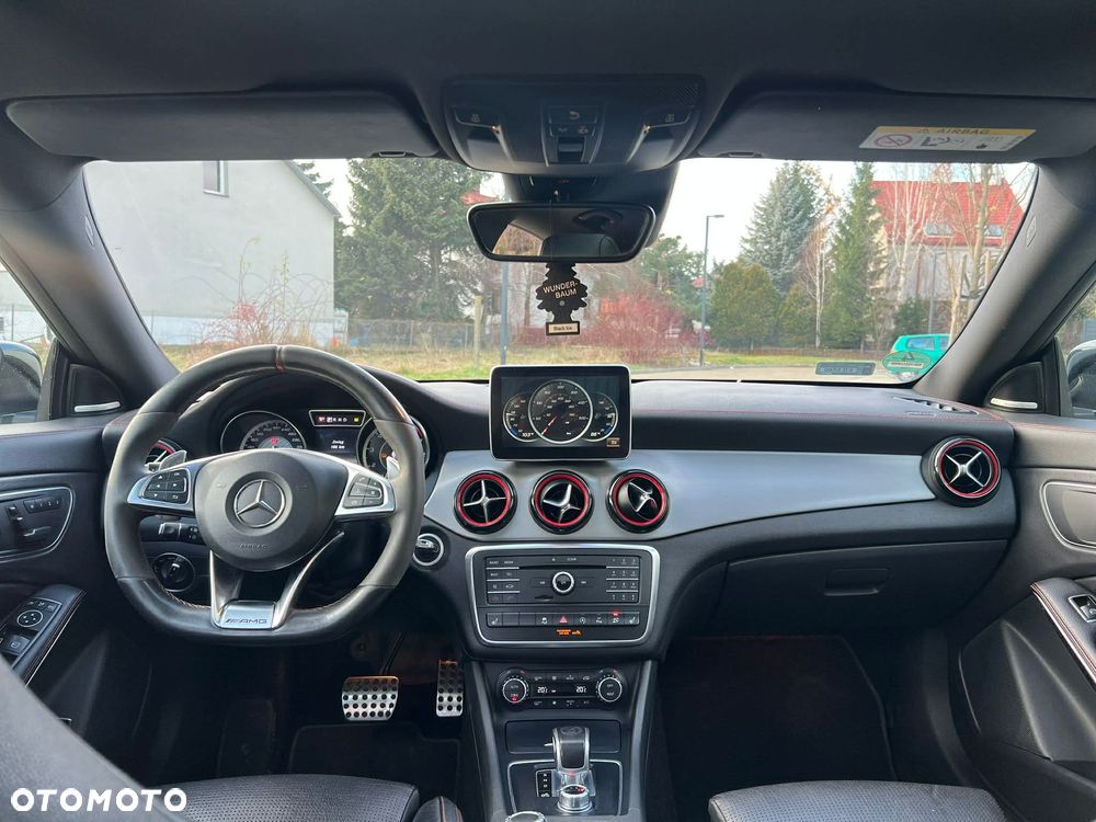 Mercedes-Benz CLA AMG 45 4-Matic - 21