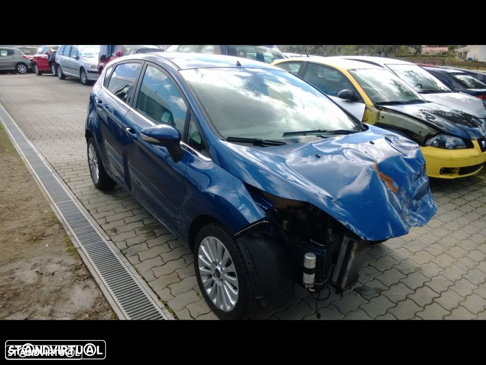 Traseira / Frente /Interior Ford Fiesta Titanium 2010 - 2