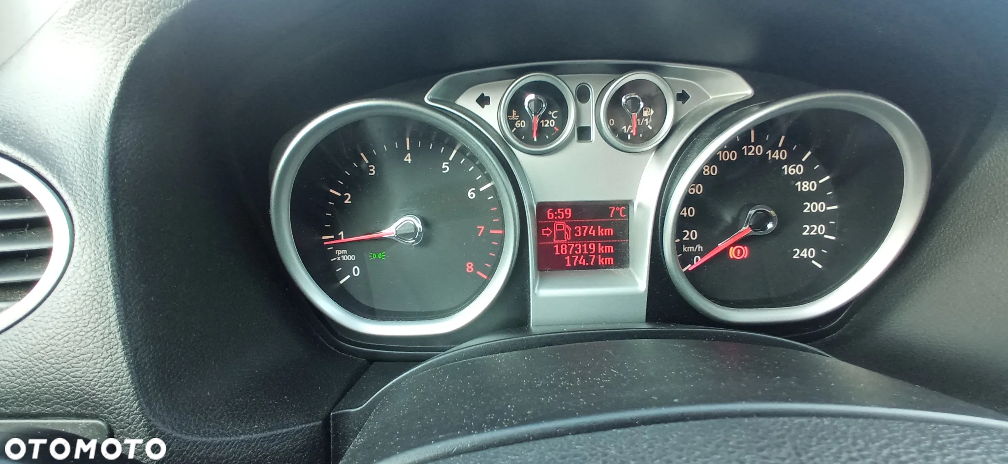 Ford Focus - 14