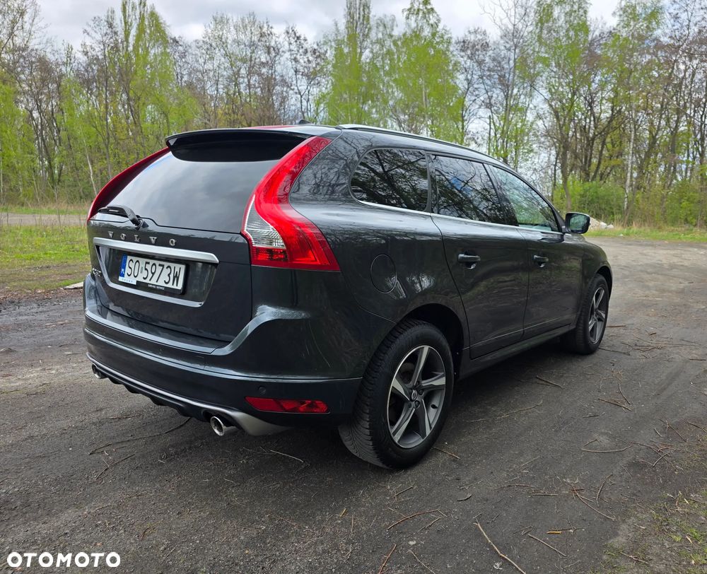 Volvo XC 60 D4 Geartronic Momentum - 4